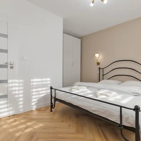 شقة Elegant 1br With Ac