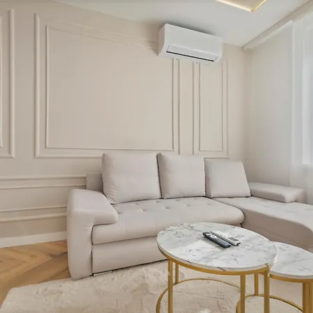 Elegant 1br With Ac 아파트